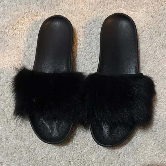 UGG Black Fur Slide Slippers - Picture 2 of 4